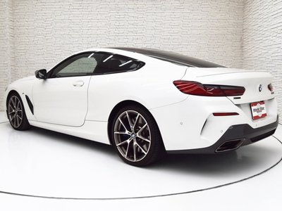 BMW 8 SERIES - 2