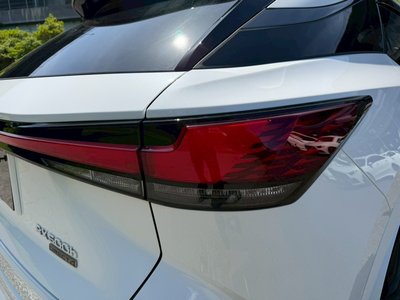 2023 Lexus RX — миниатюра 26
