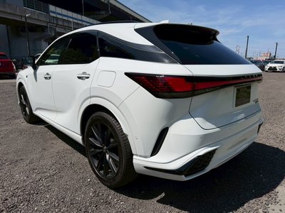 2023 Lexus RX — миниатюра 32
