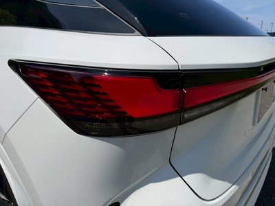 2023 Lexus RX — миниатюра 33