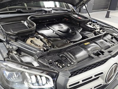 MERCEDES-BENZ GLS - 7