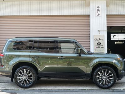 صورة 9 لـ 2025 Lexus GX
