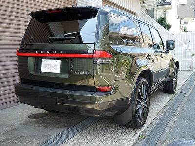 صورة 7 لـ 2025 Lexus GX