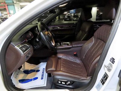 BMW 7 SERIES - 7