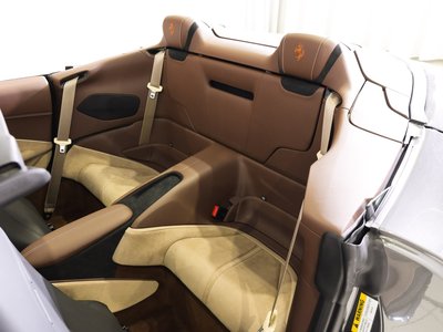 FERRARI ROMA SPIDER - 8