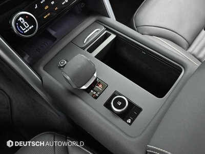 2024 LAND Rover DISCOVERY — фото 9