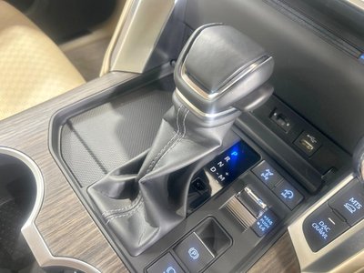 صورة مصغرة 45 لـ 2024 Toyota LAND CRUISER 300