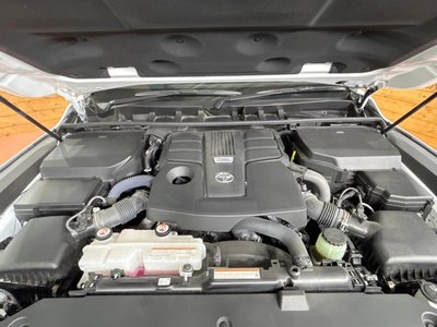 صورة مصغرة 19 لـ 2024 Toyota LAND CRUISER 300