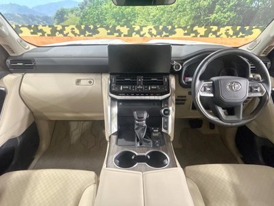 TOYOTA LAND CRUISER 300 - 2