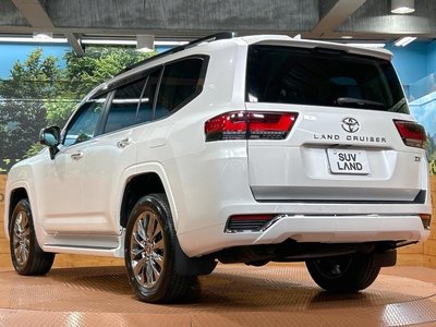 صورة مصغرة 28 لـ 2024 Toyota LAND CRUISER 300
