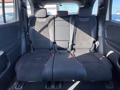 MERCEDES-BENZ GLB - 8