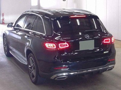 MERCEDES-BENZ GLC - 2