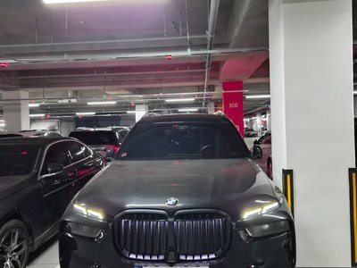 BMW X7 - 1