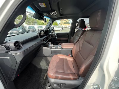 TOYOTA LAND CRUISER - 10