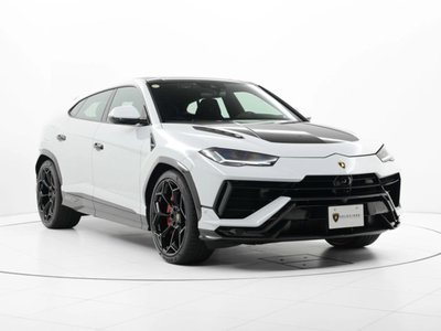 LAMBORGHINI URUS - 2