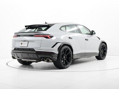 LAMBORGHINI URUS - 8