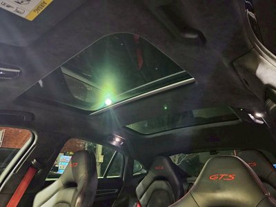 PORSCHE PANAMERA - 5