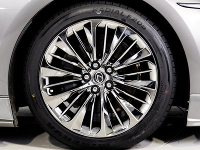 2017 Lexus LS 缩略图 32