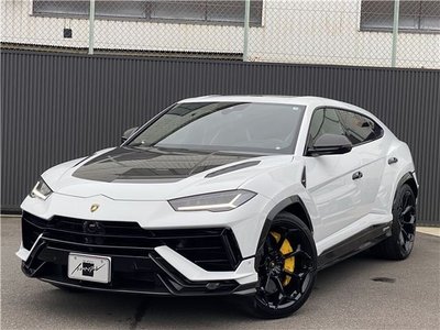 LAMBORGHINI URUS - 1