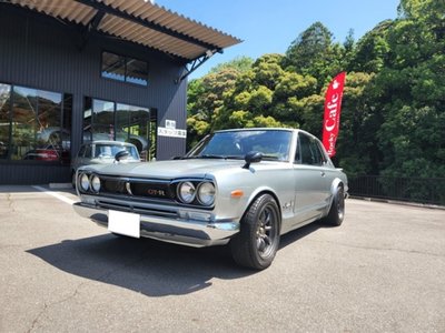 NISSAN SKYLINE COUPE