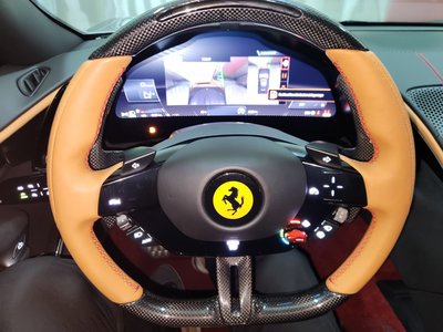 2022 Ferrari ROMA — миниатюра 13