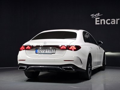 MERCEDES-BENZ E-CLASS - 3