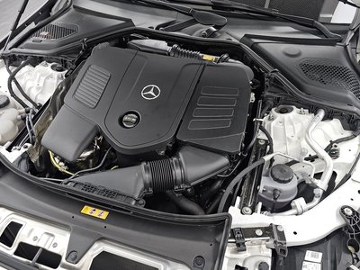 MERCEDES-BENZ E-CLASS - 7