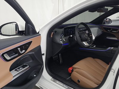 MERCEDES-BENZ E-CLASS - 10
