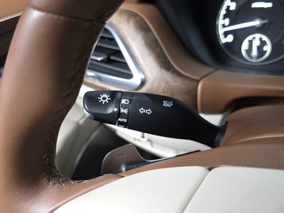 صورة مصغرة 32 لـ 2019 Genesis G90