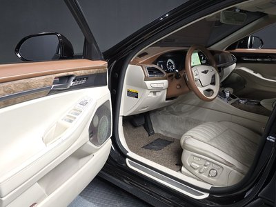 صورة مصغرة 13 لـ 2019 Genesis G90