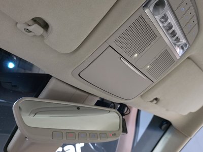 صورة مصغرة 35 لـ 2019 Genesis G90