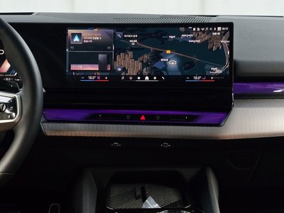 2025 BMW 5 SERIES — миниатюра 19