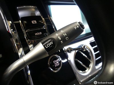 ROLLS-ROYCE GHOST - 10