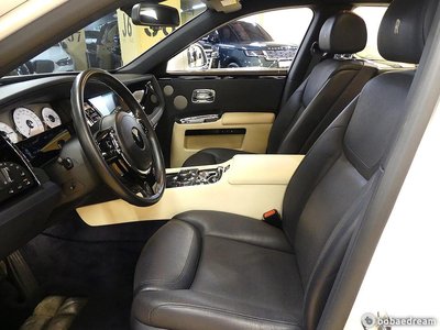 ROLLS-ROYCE GHOST - 9