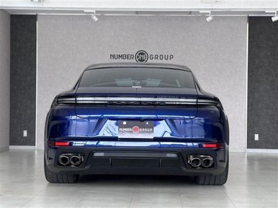 PORSCHE PANAMERA - 3