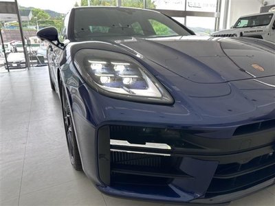 PORSCHE PANAMERA - 7