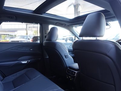 صورة مصغرة 66 لـ 2023 Lexus RX