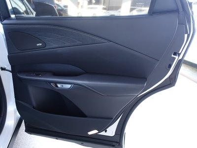 صورة مصغرة 42 لـ 2023 Lexus RX