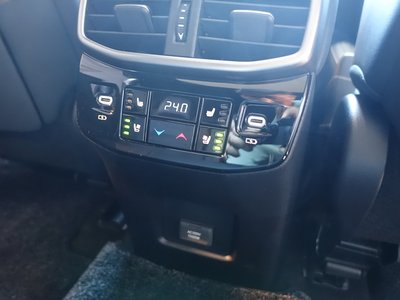 صورة مصغرة 60 لـ 2023 Lexus RX