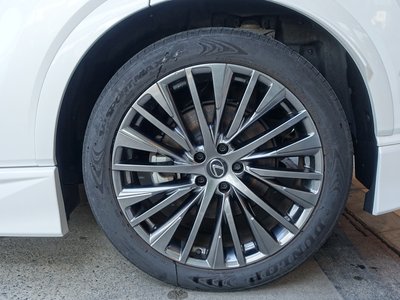 صورة مصغرة 30 لـ 2023 Lexus RX