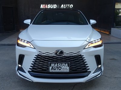 صورة 4 لـ 2023 Lexus RX