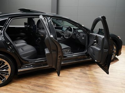 صورة مصغرة 65 لـ 2021 Lexus LS