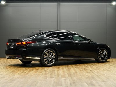 صورة مصغرة 16 لـ 2021 Lexus LS
