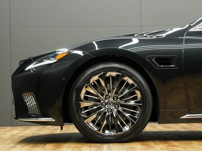 صورة مصغرة 28 لـ 2021 Lexus LS