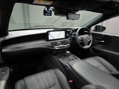 صورة مصغرة 70 لـ 2021 Lexus LS