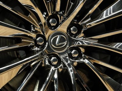 صورة مصغرة 40 لـ 2021 Lexus LS