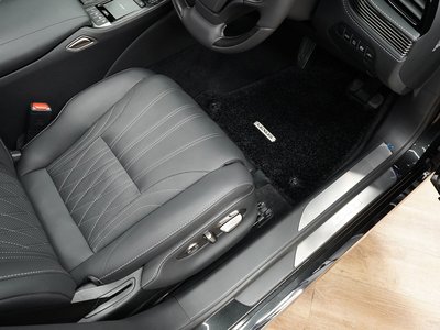 صورة مصغرة 76 لـ 2021 Lexus LS