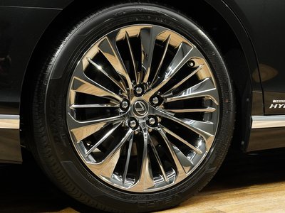 صورة مصغرة 63 لـ 2021 Lexus LS