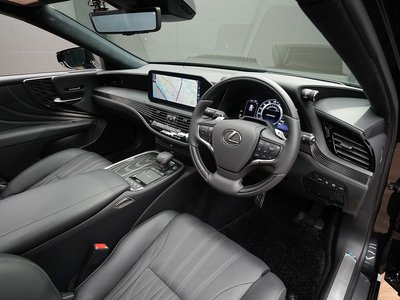 صورة مصغرة 69 لـ 2021 Lexus LS