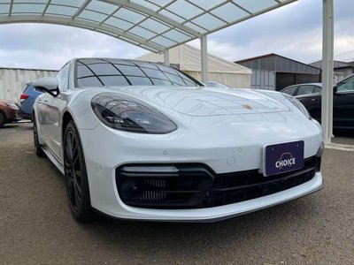 PORSCHE PANAMERA - 5